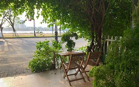 Khách sạn Vitalis Riverside